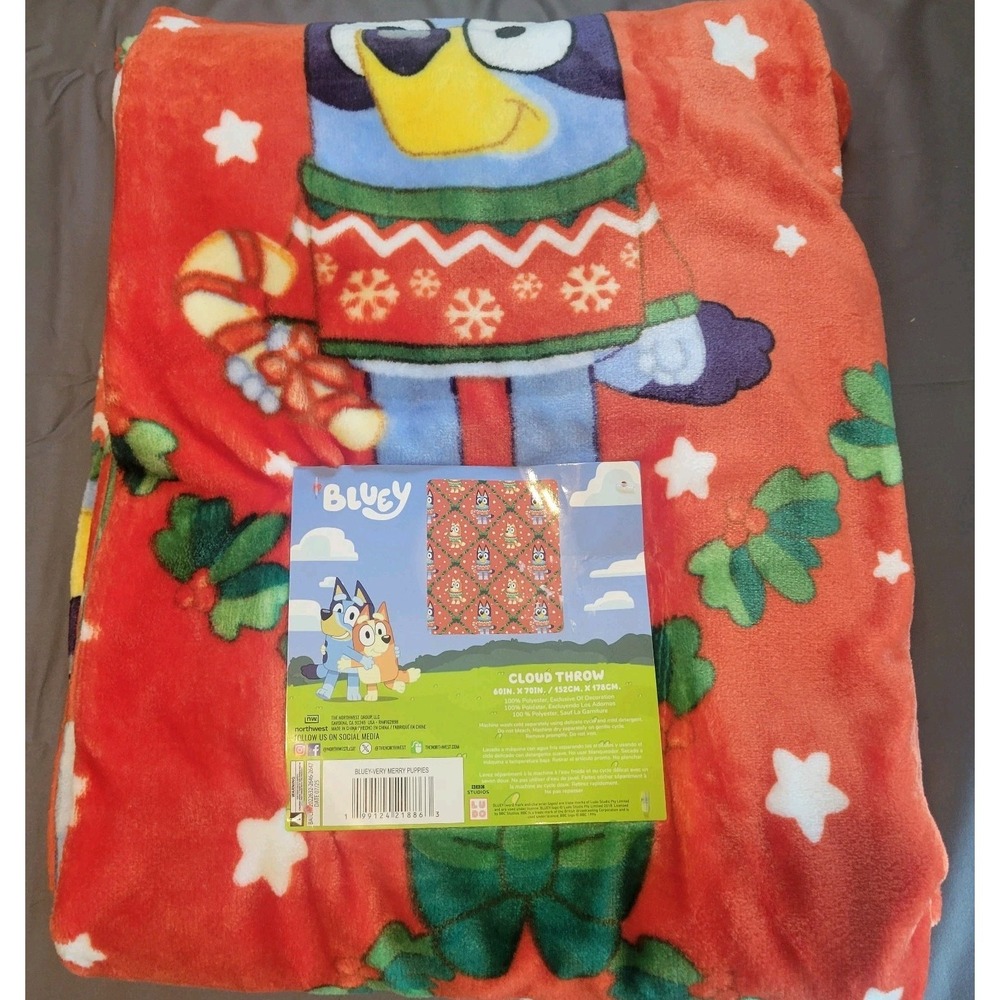 Bluey & Bingo Very Merry Puppies Christmas Oversized Plush Throw Blanket 60x70